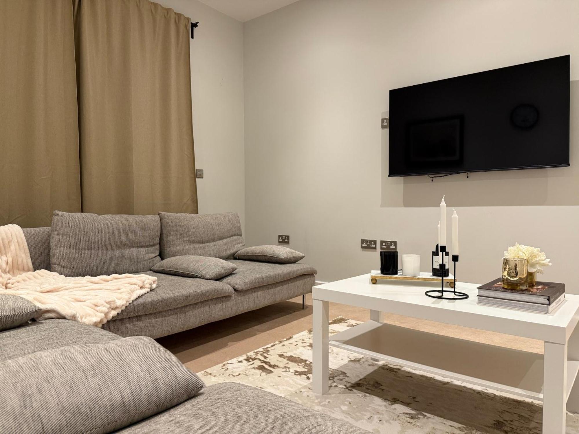 Baycroft House Apartment ลอนดอน ภายนอก รูปภาพ
